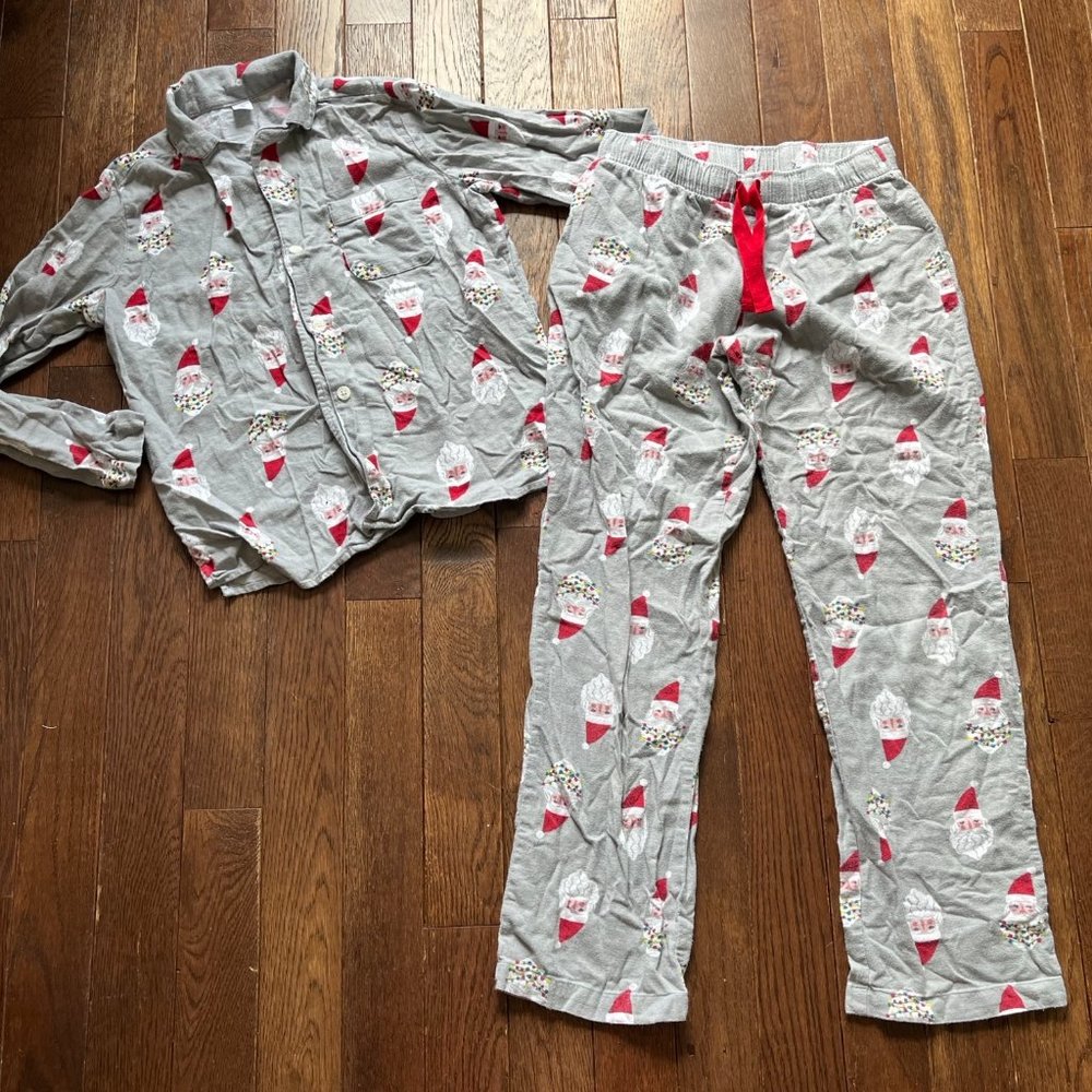Old Navy Women's XS Pajama Set Matching Christmas Santa Button Down Long Sleeve